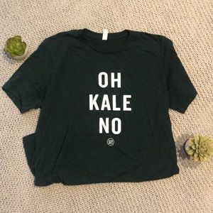 Graphic T-shirt SIZE M